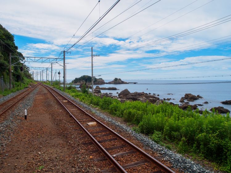 《能看见海的车站》和歌山篇：和歌山港站、汤川站、那智站、和深站、见老津站