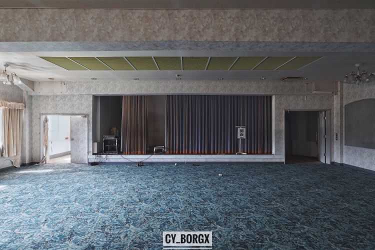 「废墟探索」日本最大废弃饭店:八丈皇家酒店 「废墟探索」日本最大废弃饭店:八丈皇家酒店