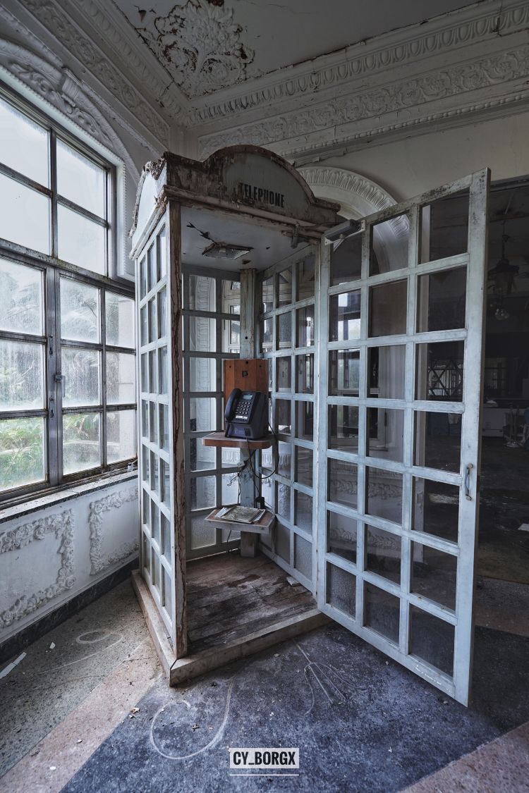 「废墟探索」日本最大废弃饭店:八丈皇家酒店 「废墟探索」日本最大废弃饭店:八丈皇家酒店