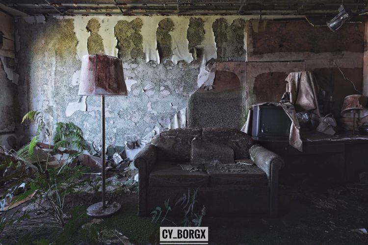 「废墟探索」日本最大废弃饭店:八丈皇家酒店 「废墟探索」日本最大废弃饭店:八丈皇家酒店