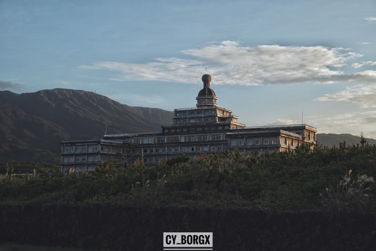 「废墟探索」日本最大废弃饭店:八丈皇家酒店 「废墟探索」日本最大废弃饭店:八丈皇家酒店