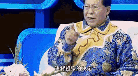 日本人发现了长在蟑螂身上的「冬虫夏草」 日本人发现了长在蟑螂身上的「冬虫夏草」