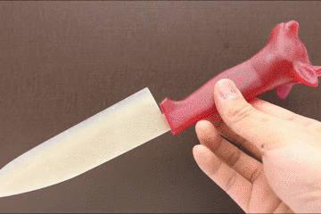 日本小哥用果冻做了一把菜刀，看完我馋了