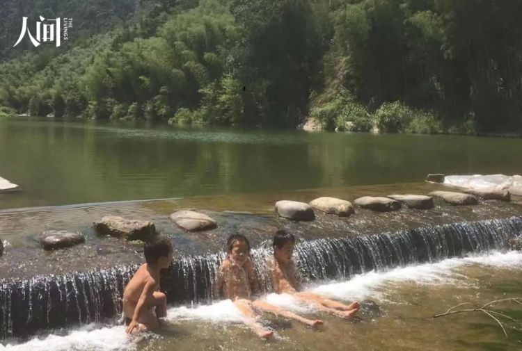 在中国种地的日本嬉皮 在中国种地的日本嬉皮