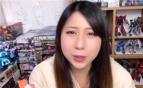 日本妹子用546粒米拼了个寿司,做到一半就生无可恋了… 日本妹子用546粒米拼了个寿司,做到一半就生无可恋了…