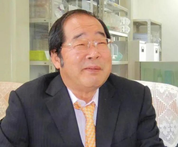 日本“穷鬼天堂”，也败了