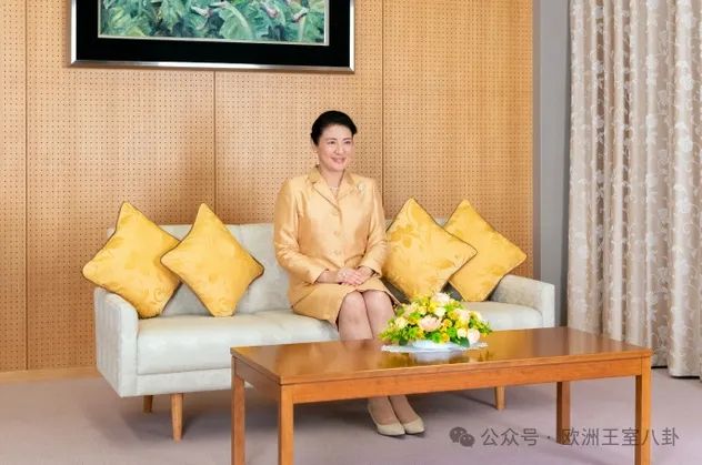 这王宫，也“朴实无华”得过头了吧？