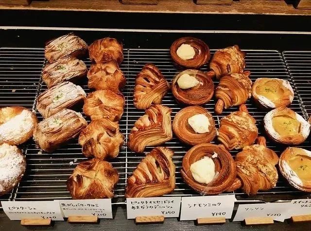 这家日本天天排队爆火的面包店RIKI，比神户牛更让当地人疯狂！