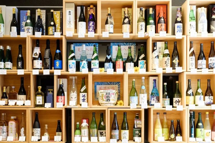 白酒不断碰壁的“走向世界”，日本酒为何轻松做到了？
