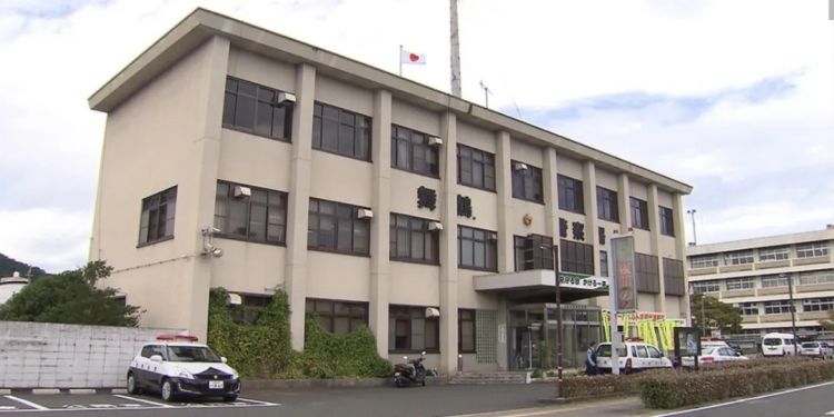 三个中国人偷日本小朋友的自行车,被抓后大言不惭:“我以为是共享单车呢!” 三个中国人偷日本小朋友的自行车,被抓后大言不惭:“我以为是共享单车呢!”