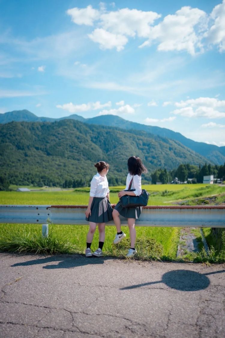 第251期:日本人在台举中国国旗?滨寿司再现食品安全问题;知名动画抄袭X JAPAN?usj联动世博 | 百通板 第251期:日本人在台举中国国旗?滨寿司再现食品安全问题;知名动画抄袭X JAPAN?usj联动世博 | 百通板