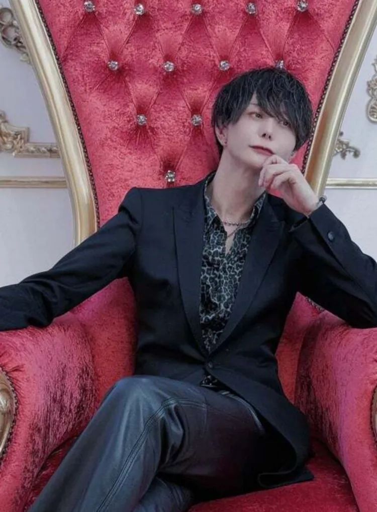 第251期:日本人在台举中国国旗?滨寿司再现食品安全问题;知名动画抄袭X JAPAN?usj联动世博 | 百通板 第251期:日本人在台举中国国旗?滨寿司再现食品安全问题;知名动画抄袭X JAPAN?usj联动世博 | 百通板