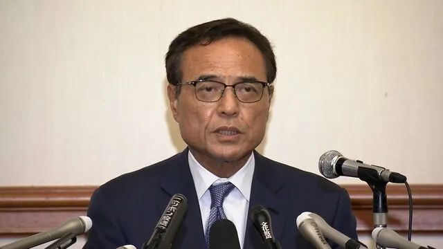 三得利会长竟购买毒品?日本网友辩护:“他被资本做局了!” 三得利会长竟购买毒品?日本网友辩护:“他被资本做局了!”