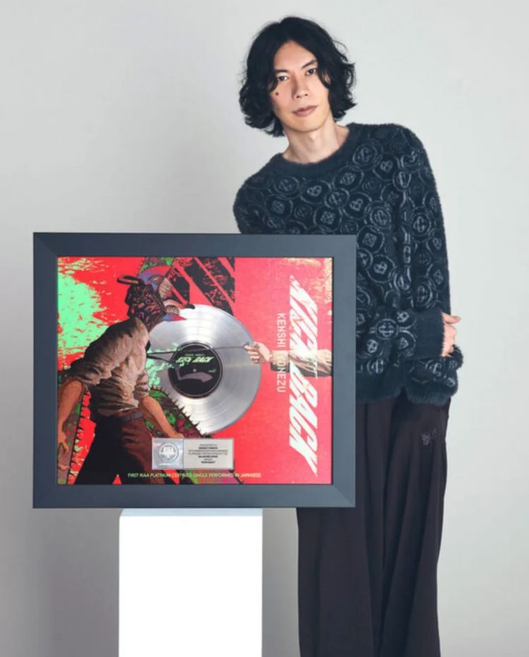 第255期:日本建外国人公寓?大阪世博烟花致游客受伤;知名电音女团解散?乐队结婚潮? | 百通板 第255期:日本建外国人公寓?大阪世博烟花致游客受伤;知名电音女团解散?乐队结婚潮? | 百通板