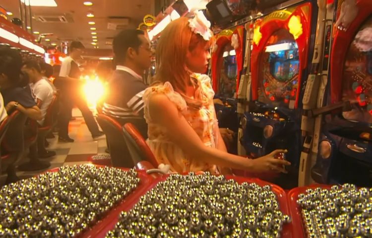 小县城惊现弹珠游戏厅,臭名昭著的“柏青哥”打进来了? 小县城惊现弹珠游戏厅,臭名昭著的“柏青哥”打进来了?