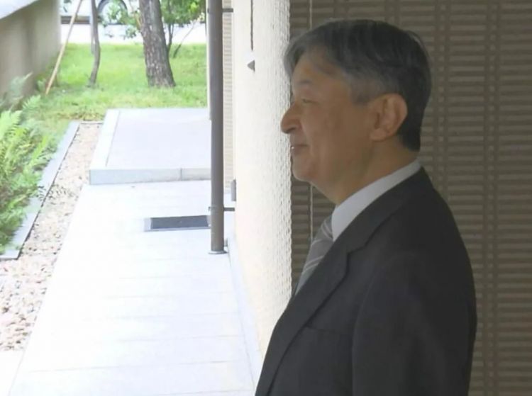 第260期:特朗普与高市早苗会面;龟梨和也与田中美奈实分手?日本熊灾肆虐;安倍晋三枪击案公审 | 百通板 第260期:特朗普与高市早苗会面;龟梨和也与田中美奈实分手?日本熊灾肆虐;安倍晋三枪击案公审 | 百通板