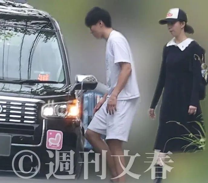 第261期:中国对日免签延长;木村拓哉长女恋爱?中日轮值APEC主席国;哥斯拉续作定名;日本熊灾 | 百通板 第261期:中国对日免签延长;木村拓哉长女恋爱?中日轮值APEC主席国;哥斯拉续作定名;日本熊灾 | 百通板