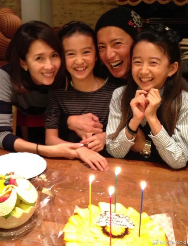 木村拓哉大女儿恋爱了?网友炸锅:不是说要找比爸爸帅的吗? 木村拓哉大女儿恋爱了?网友炸锅:不是说要找比爸爸帅的吗?