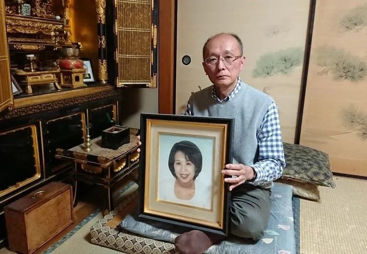 日本丈夫花2000万租金守26年空房,只为等真凶自首? 日本丈夫花2000万租金守26年空房,只为等真凶自首?